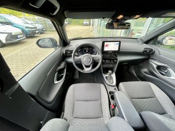 Car image 11