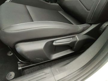 Car image 31