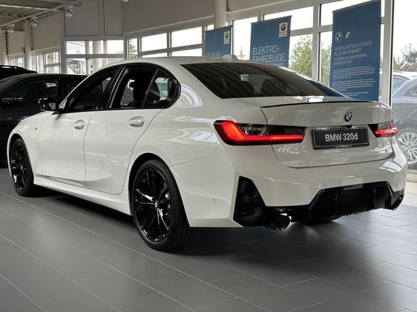 BMW 320d M Sport xDrive 140 kW image number 5