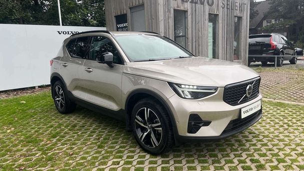 Volvo XC40 B3 Plus Dark 120 kW image number 6