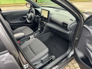 Car image 10