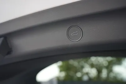 Car image 45