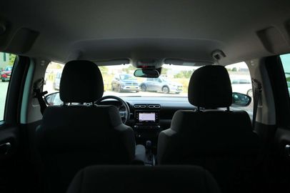 Car image 37