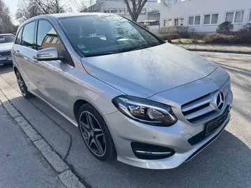Car image 27