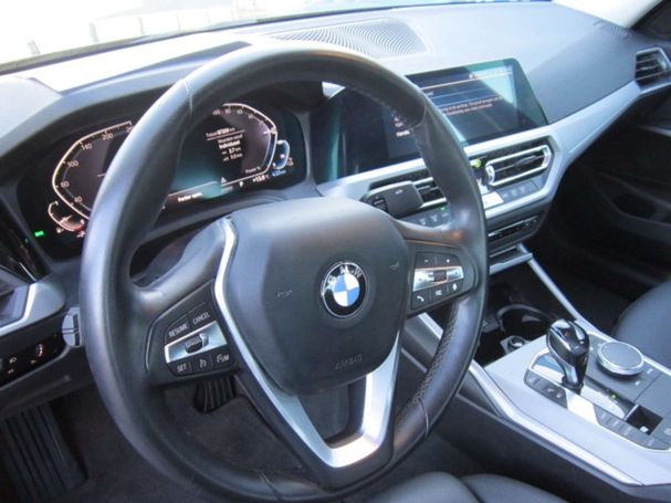 BMW 330 185 kW image number 14