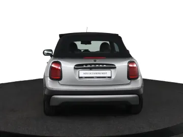 Car image 41