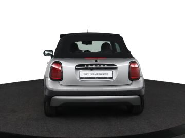 Car image 41