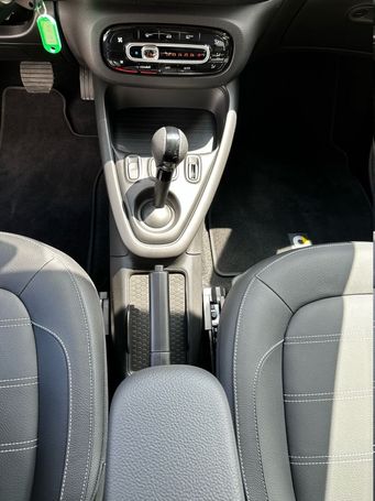 Smart ForTwo coupe EQ 60 kW image number 13