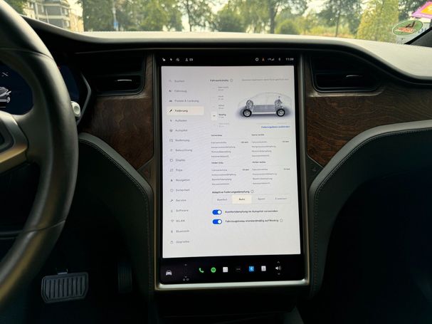 Tesla Model X AWD 398 kW image number 25