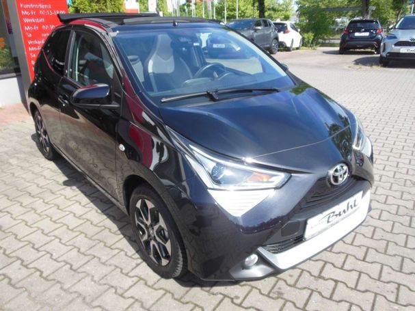 Toyota Aygo X 53 kW image number 6