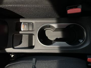 Car image 31