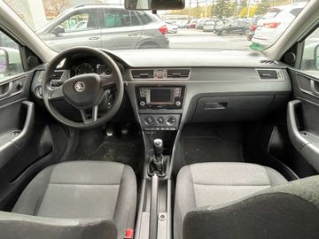 Car image 9