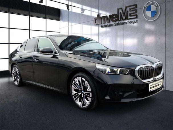 BMW 520d xDrive 145 kW image number 17