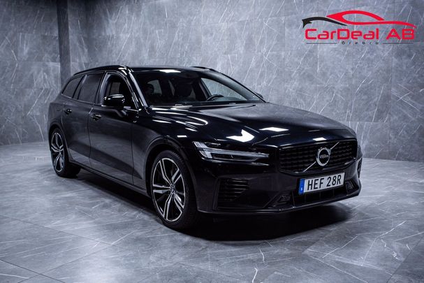 Volvo V60 T8 R Design AWD Recharge 288 kW image number 2