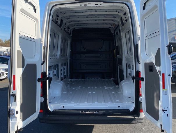 Volkswagen Crafter 35 4Motion 103 kW image number 8