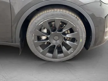 Car image 31