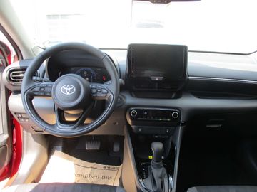 Car image 11