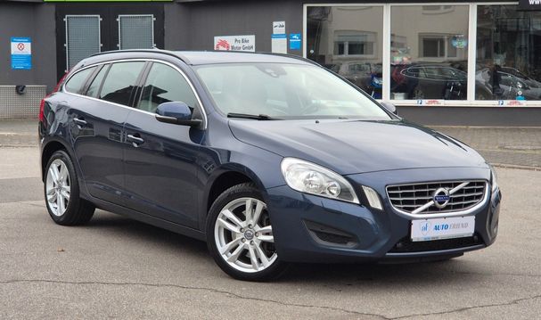 Volvo V60 D5 AWD 158 kW image number 3