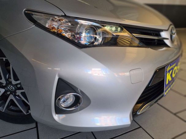 Toyota Auris 73 kW image number 5