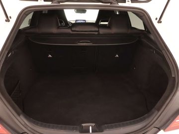 Car image 37