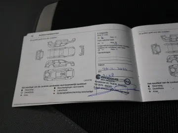 Car image 48