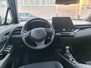 Car image 14