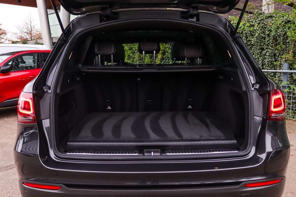 Mercedes-Benz GLC 300 e 4Matic 235 kW image number 38