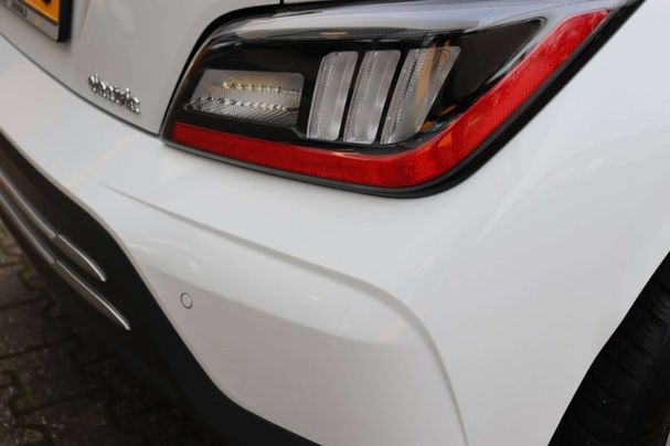 Hyundai Kona 64 kWh 150 kW image number 29