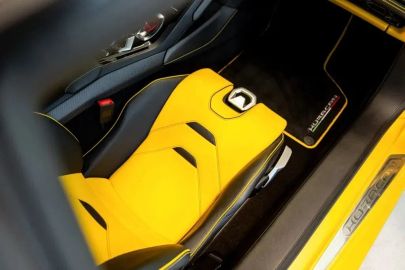 Car image 31