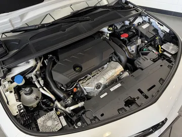 Car image 33