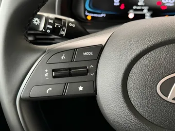Car image 34