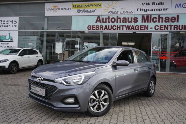 Hyundai i20 Blue 1.2 Select 62 kW image number 1