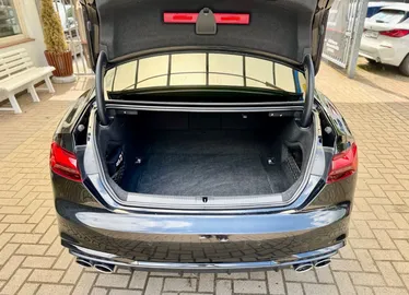 Car image 34