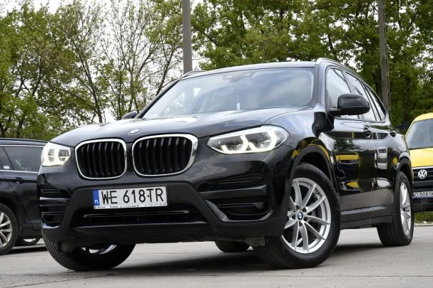 BMW X3 xDrive20i 135 kW image number 1