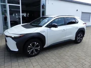 Car image 2