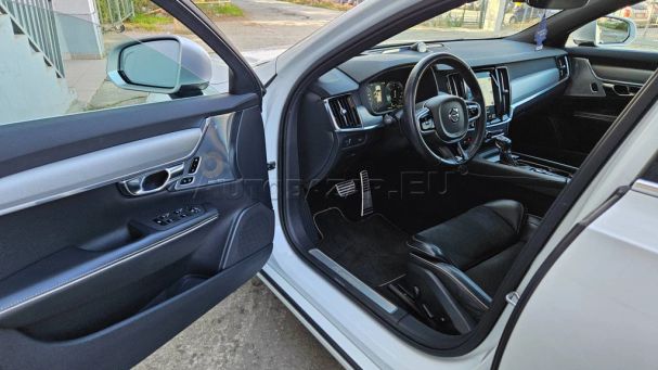 Volvo V90 D5 AWD 173 kW image number 33