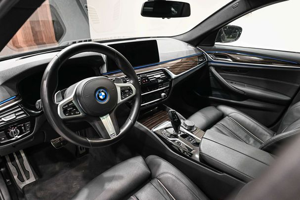 BMW 530 Touring 215 kW image number 23