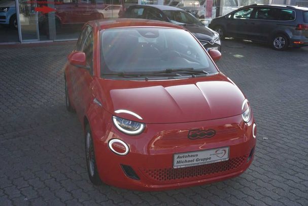 Fiat 500 e RED 87 kW image number 3