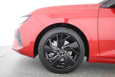 Car image 31