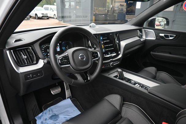 Volvo XC60 T8 Polestar Engineered AWD 298 kW image number 10