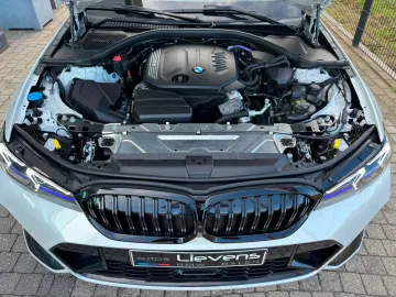 Car image 36