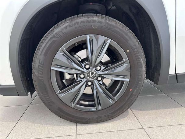 Lexus UX 135 kW image number 22