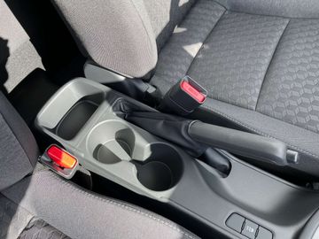 Car image 38