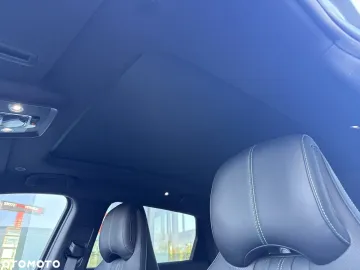 Car image 40