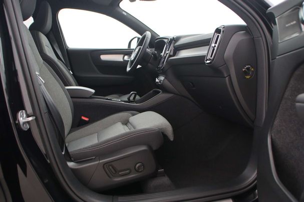 Volvo XC40 T5 Plus 195 kW image number 4