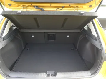 Car image 40