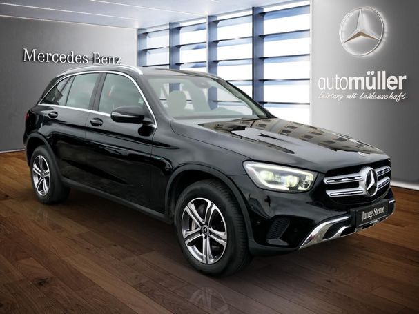 Mercedes-Benz GLC 300 de 225 kW image number 13