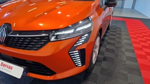 Car image 28