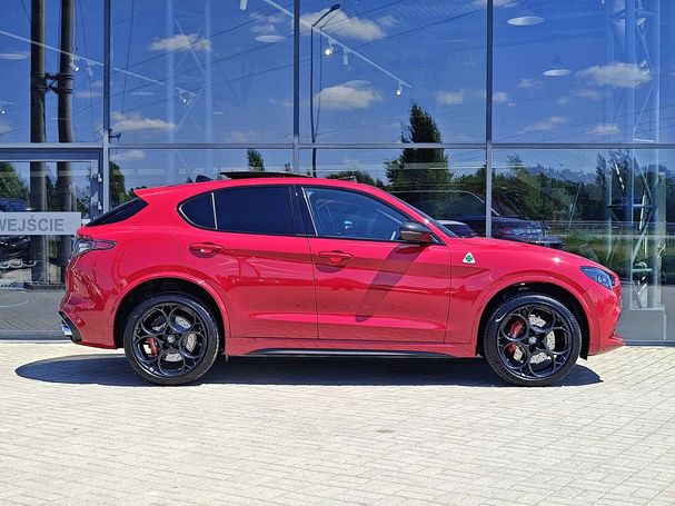 Alfa Romeo Stelvio Quadrifoglio 2.9 V6 Q4 382 kW image number 3