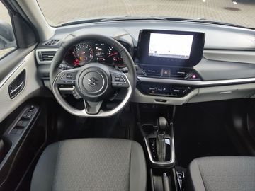 Car image 16